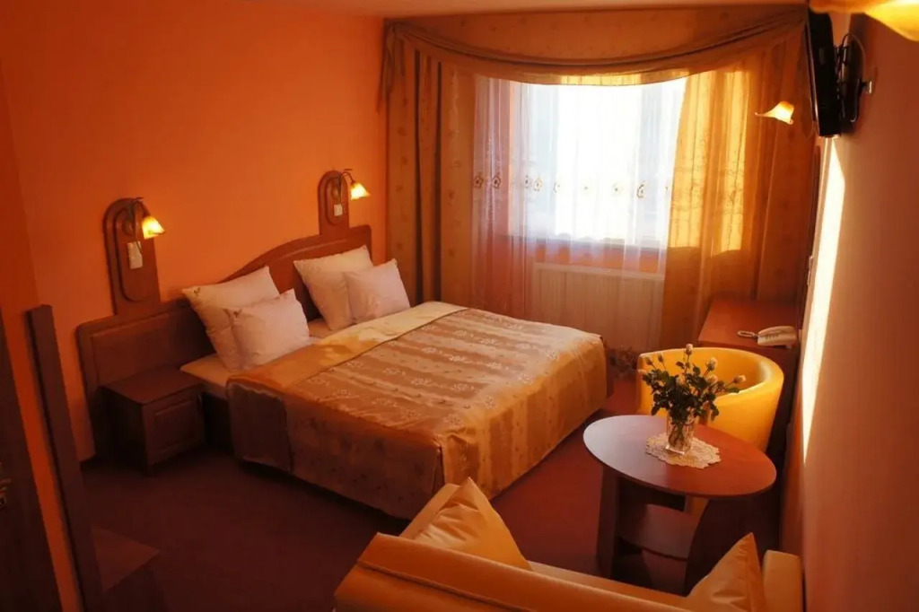 Aparthotel Adler
