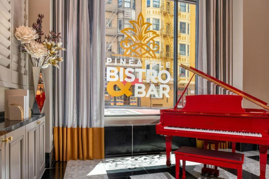 Staypineapple, An Elegant Hotel, Union Square