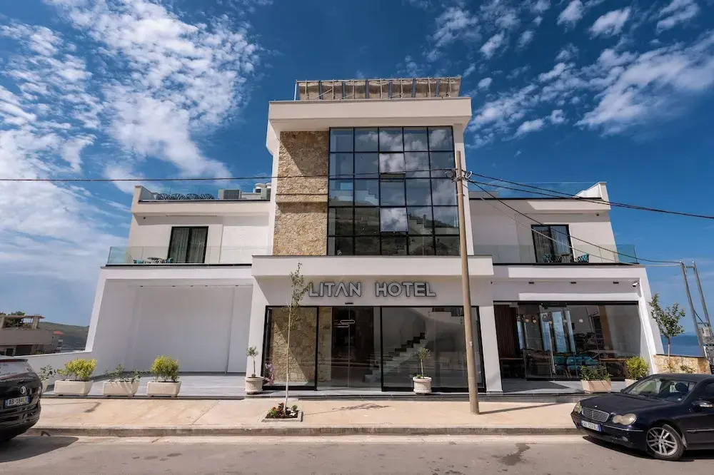 Litan Hotel