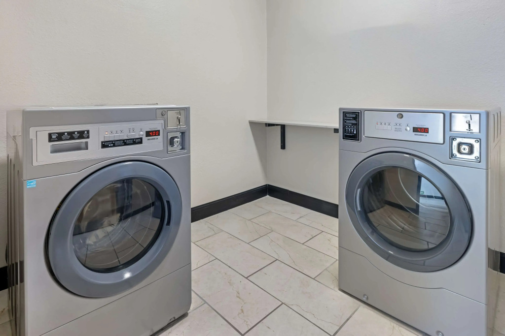 Best Western Plus Executive Residency Carlsbad Hotel