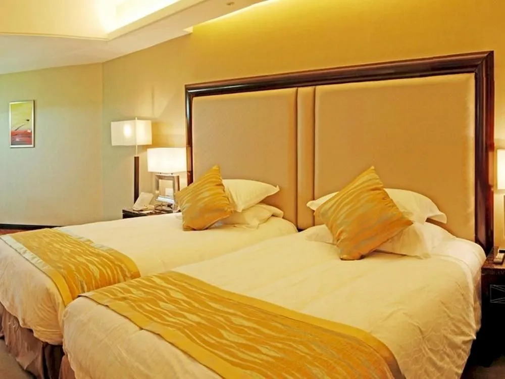 Sinkal Crown Hotel