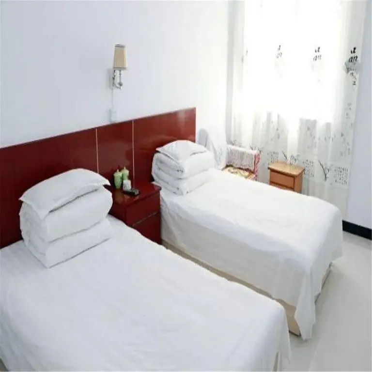 Qinhuangdao Shanhaiguan Lutong Hotel
