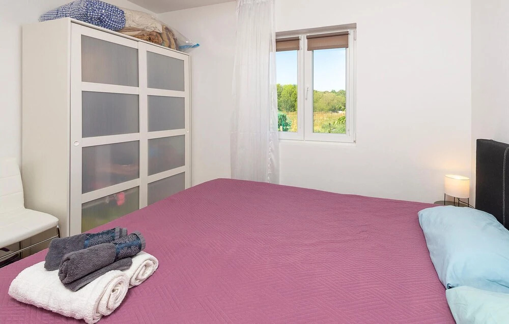 Stunning Home In Pula With Wifi