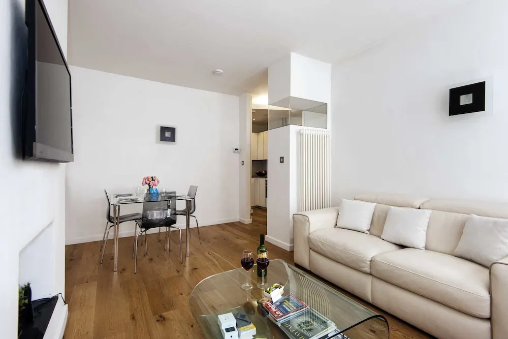 The Mayfair Cocoon - SME