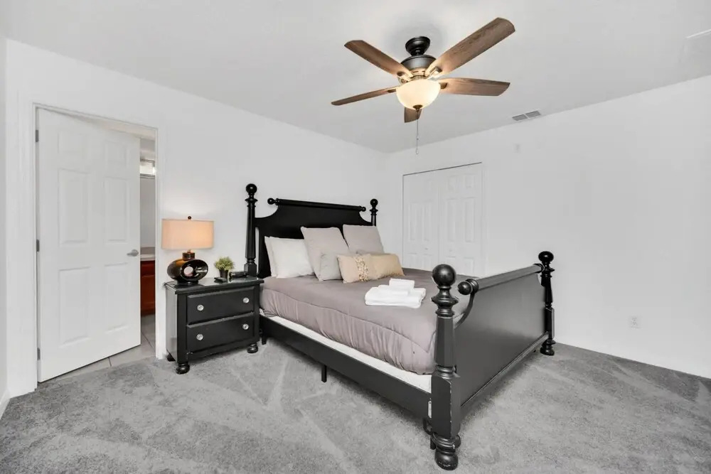 6BR Home w Pool Hot Tub Theater - Near Disney