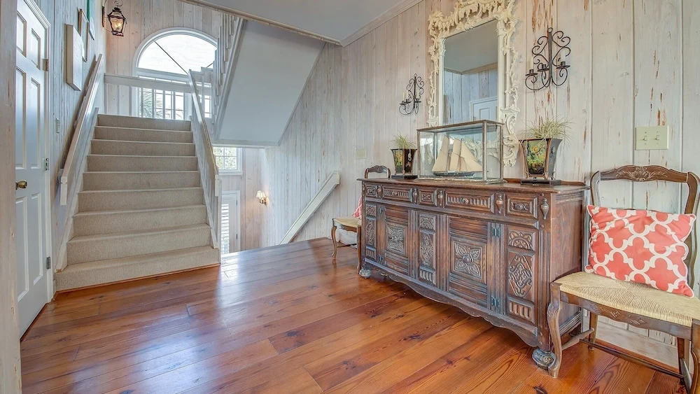 Beachfront Home With A Beautiful View 6 Bedroom Home by Peace Vacations
