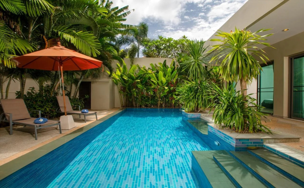 Shanti Estate by Tropiclook