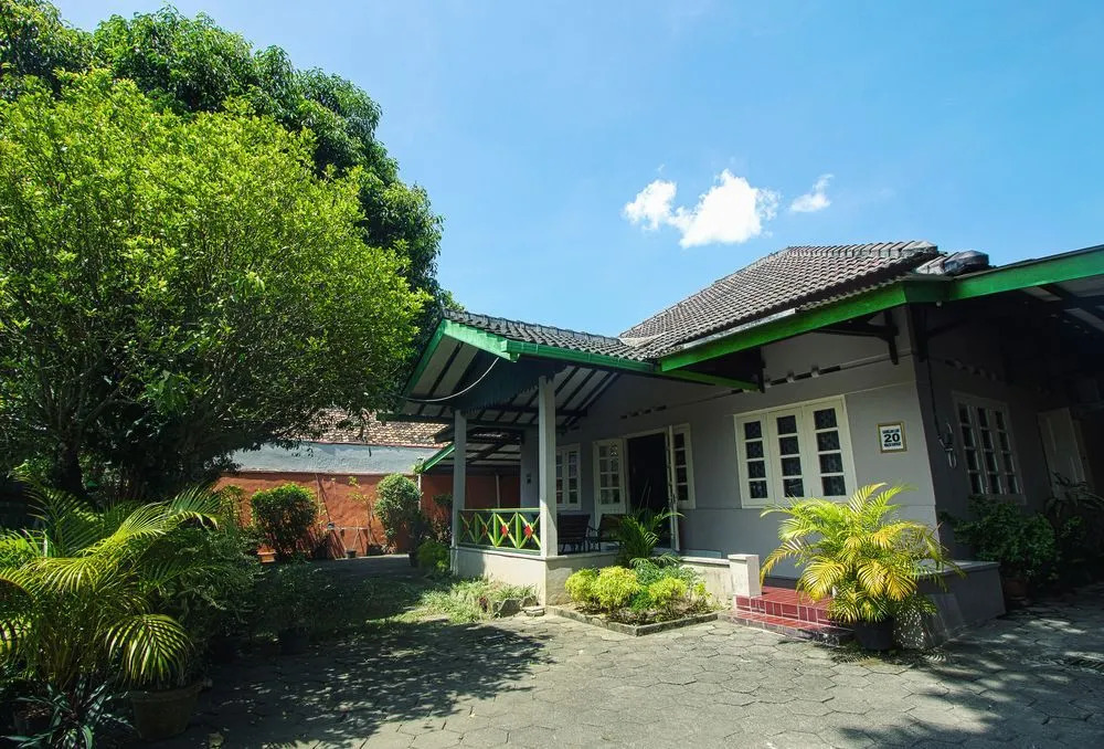 Ndalem Sarengat
