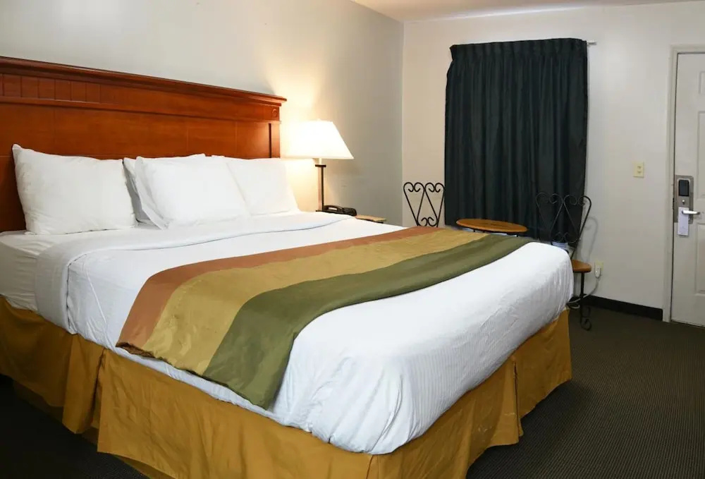 Lynchburg Country Inn