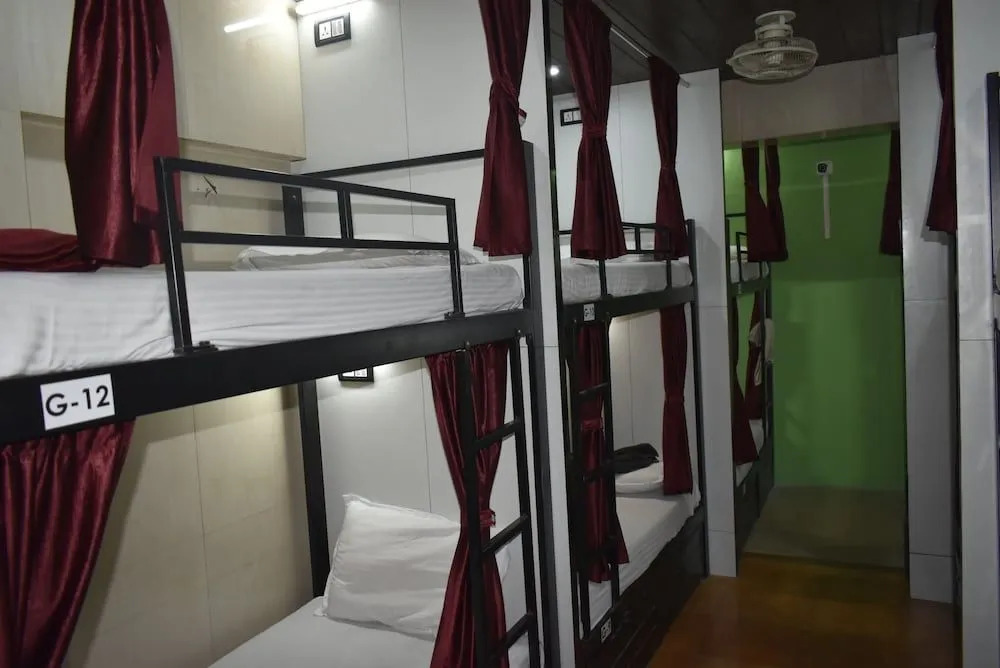 Town Hostel Mumbai - AC Dormitory