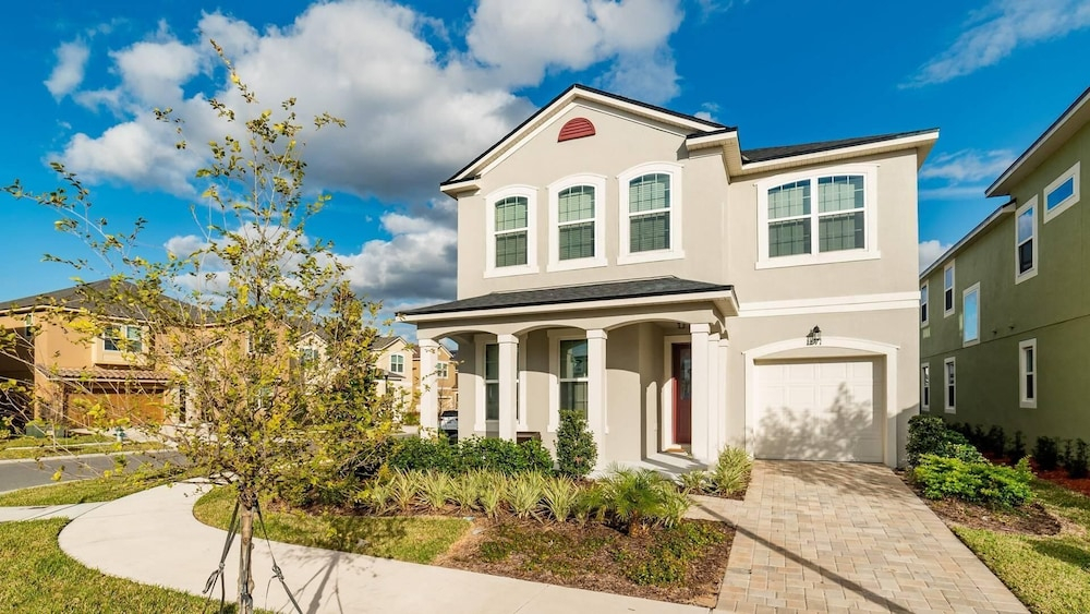 # 1871 Sawyer Palm Place