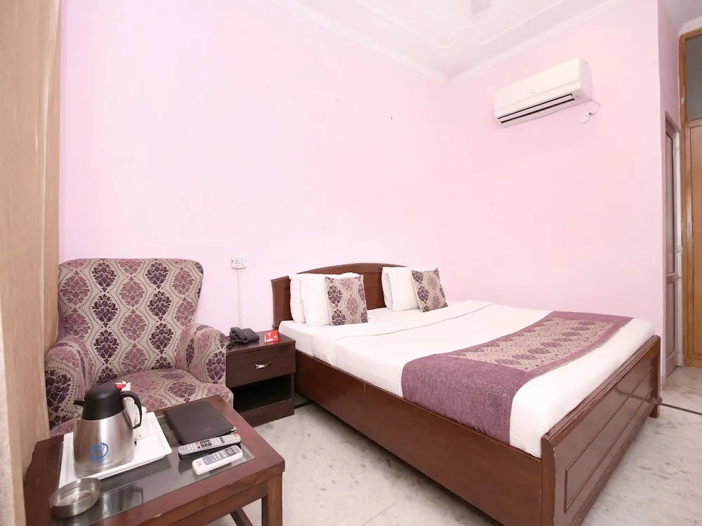 OYO 6463 Hotel Dove
