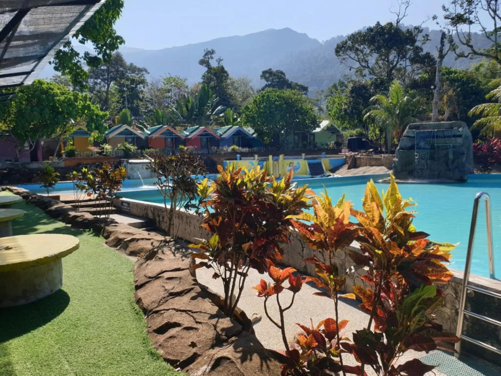 Alang Kenari Resort