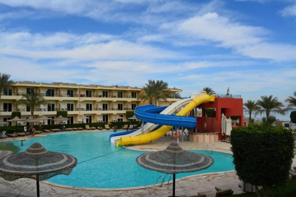 Retal View Resort El Sokhna Aqua Park
