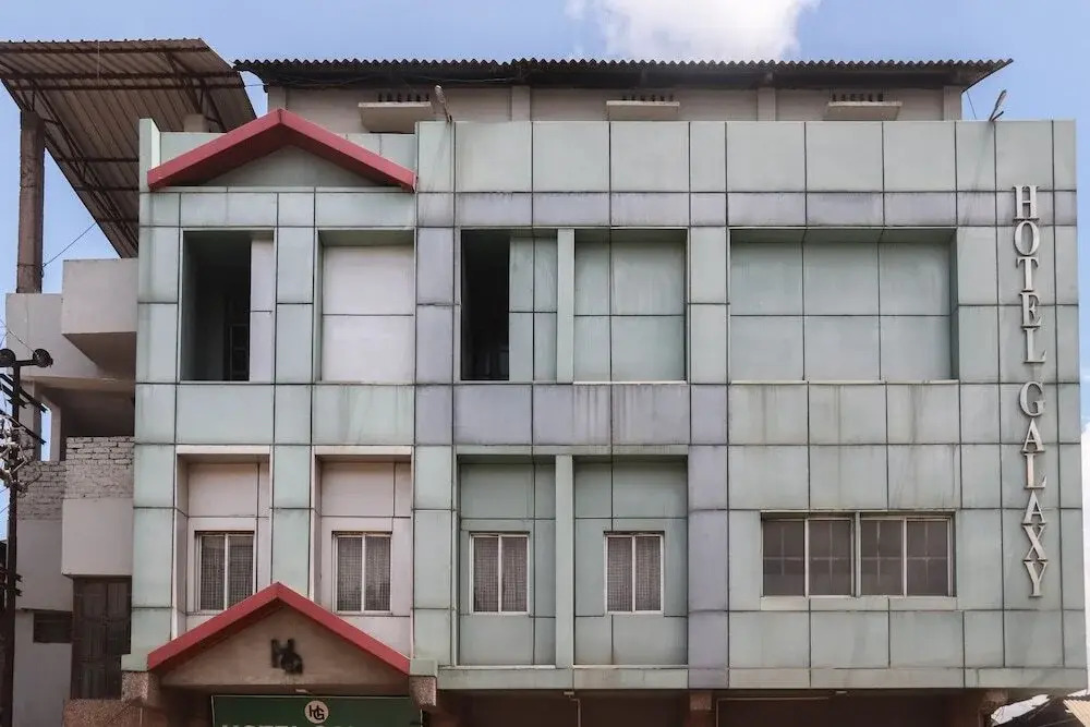 Hotel Galaxy by OYO Rooms