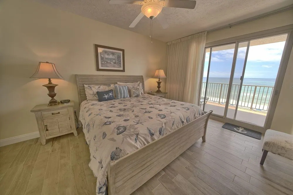 Roomy Condo with Pool and Beach Access - Unit 0502 by RedAwning