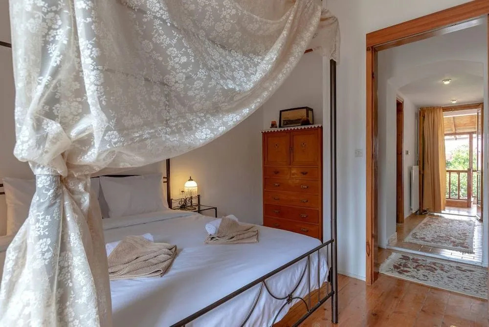 Galini Traditional House