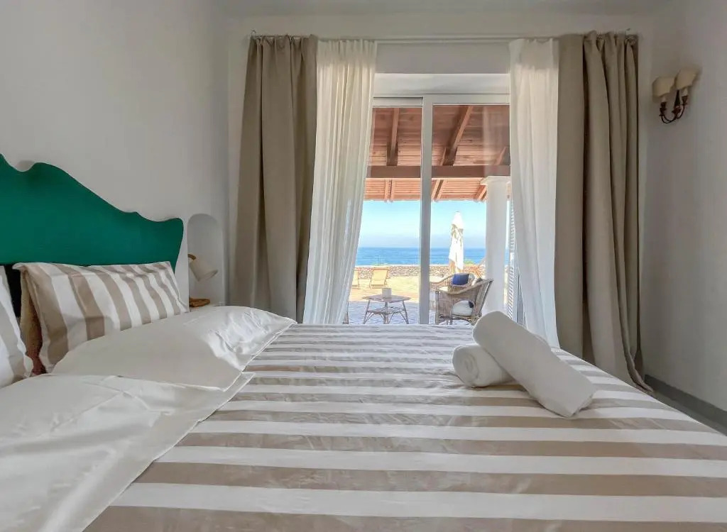 Nelinda Waterfront Accommodation