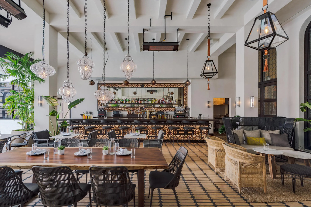 Hotel Figueroa, Unbound Collection by Hyatt