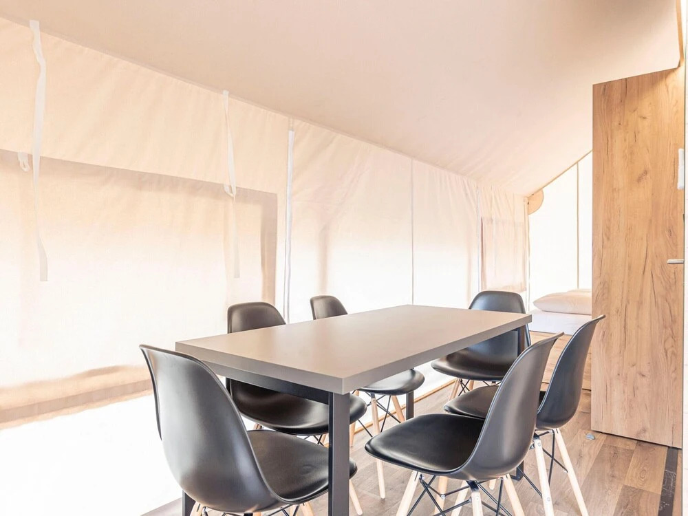 Nice Safari Tent With Airco