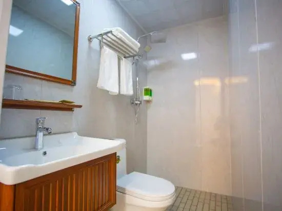 Lanteng Boutique Hotel (Huainan Longhu Park)