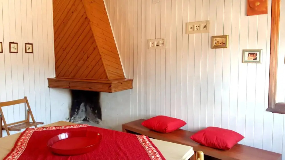 Apartment With 3 Bedrooms in Solarussa - 15 km From the Beach