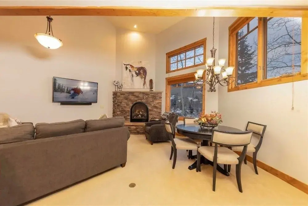 24 Autumn Brook 4 Bedroom Townhouse