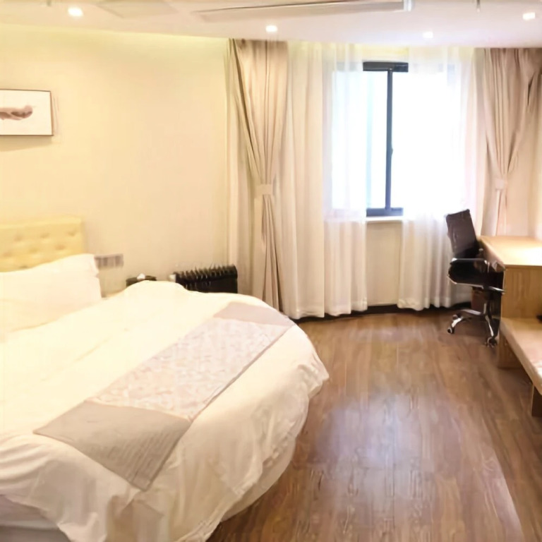 Pure Land Hotel