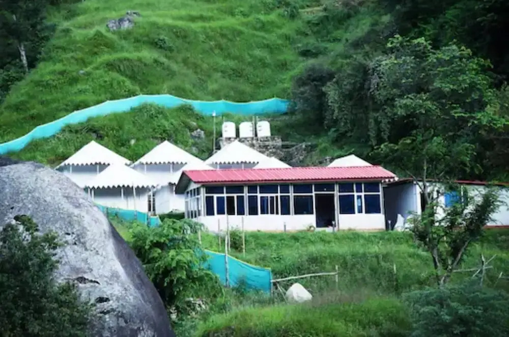Nomadic soul camps Bir Biling ,Best camp in Bir , River side Camp