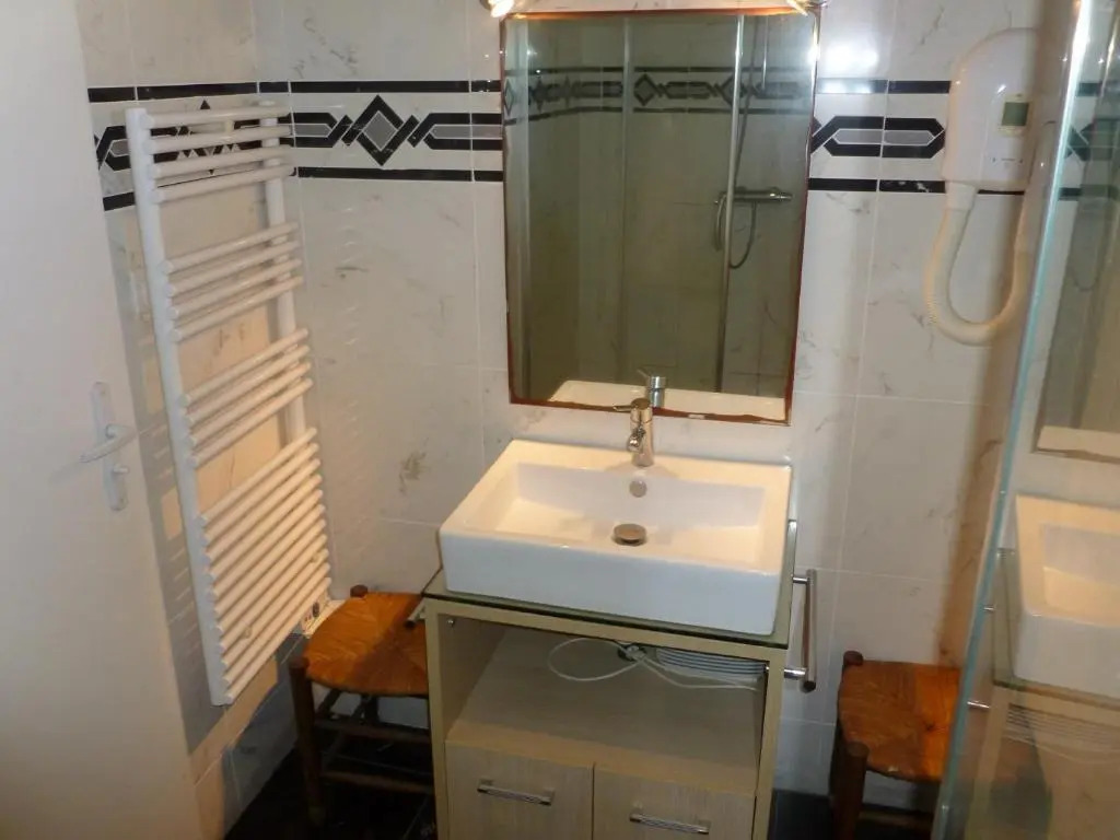Réf 227 Seignosse , À Proximité Immédiate de la Plage Des Bourdaines , Villa Patio Classée 3 Étoiles , 6 Personnes