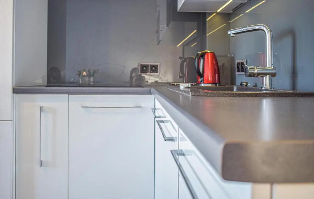 Nice Apartment in Darlowko With 1 Bedrooms and Wifi