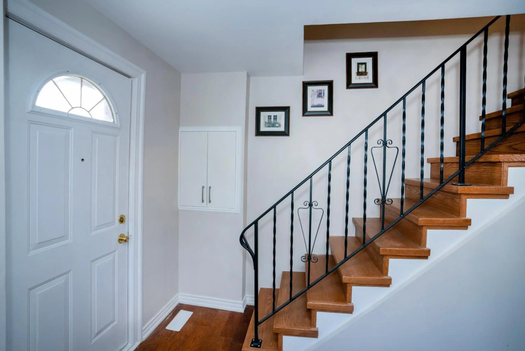 Cute 2-story, 2-bdrm Loft, Mins to Beach and Lake