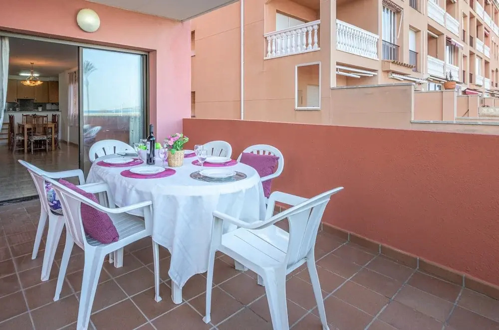 Apartment in Empuriabrava Near the Beach