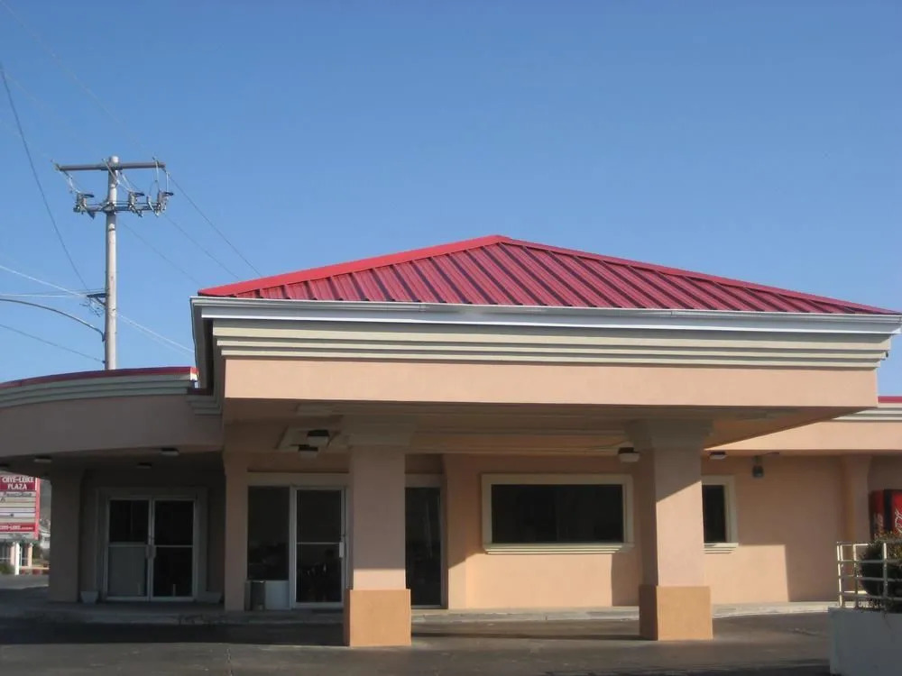 Sands Central Inn Hot Springs