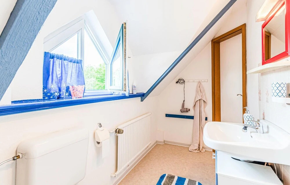 Awesome Apartment in Dagebüll OT Fahretoft With 2 Bedrooms and Wifi