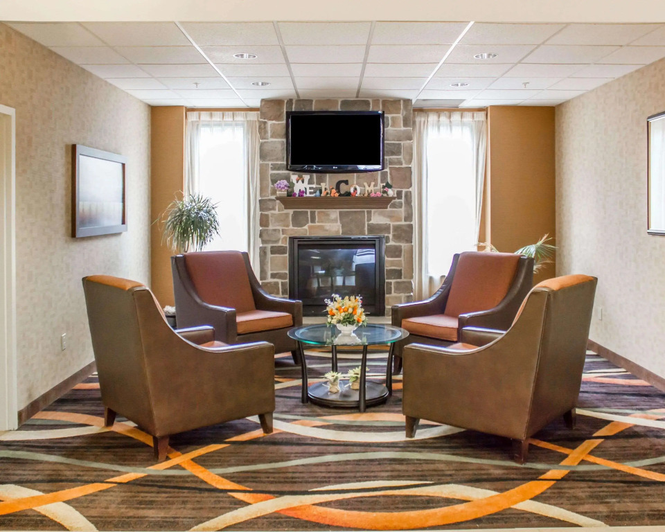 Comfort Suites Lewisburg near University