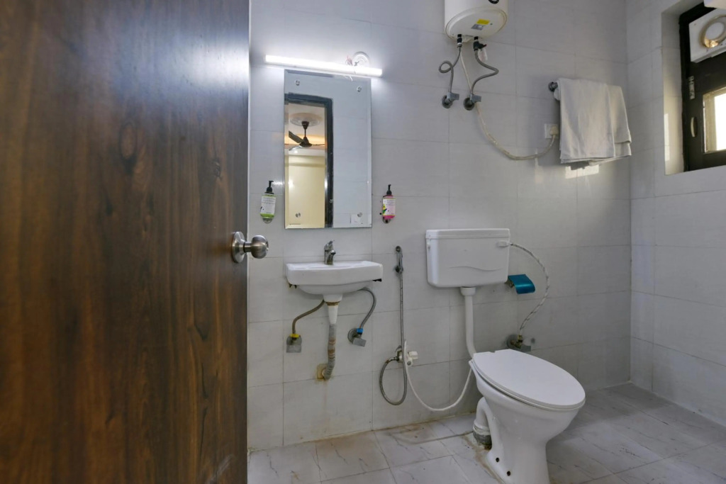 Hotel Nirvana Inn BY ASPL