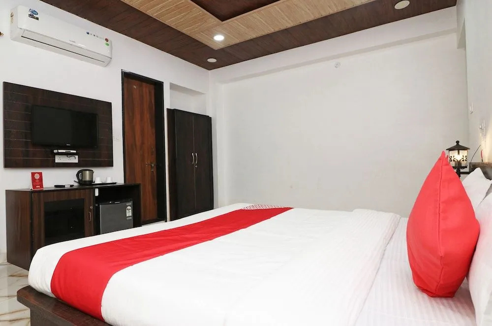 OYO 24123 Maha Nandini Resort