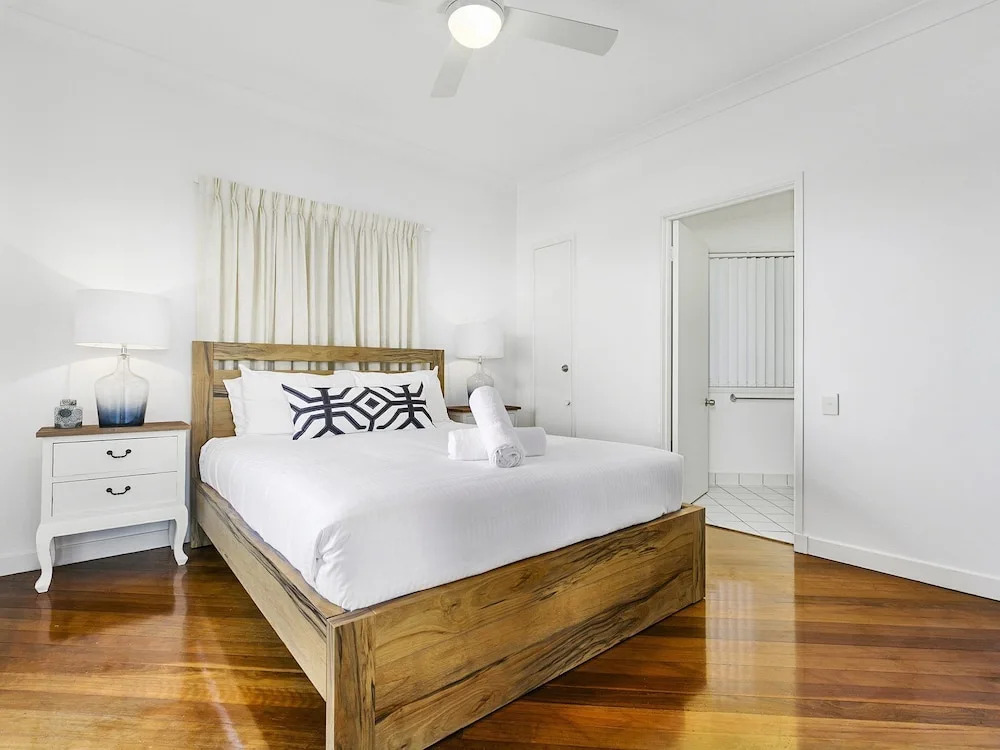Panoramic Ocean Views in Peregian Beach! 41 Parakeet Cresent