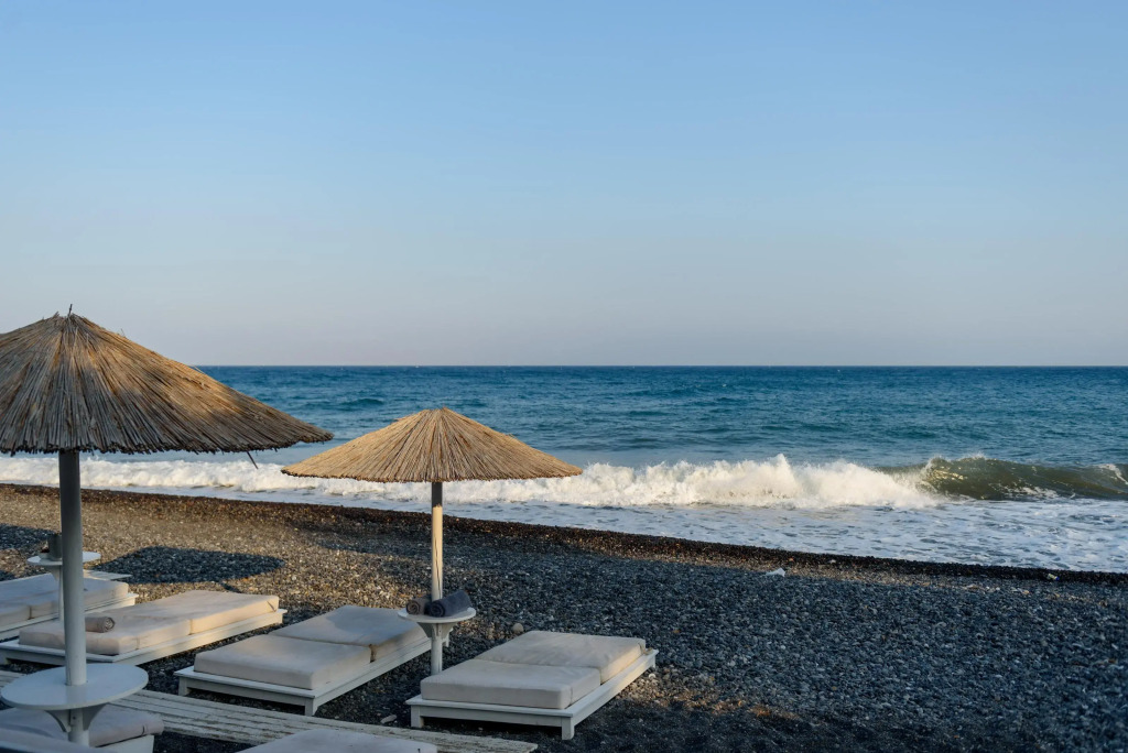 Alesahne Beach Hotel