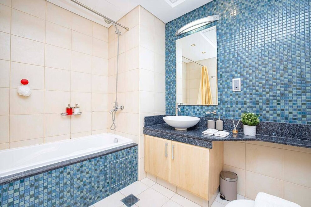 Palm Jumeirah 2 Br M - Full Sea And Beach View