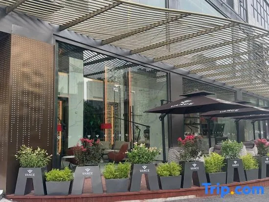 Vance Hotel (East Railway Station Airport Road Branch)