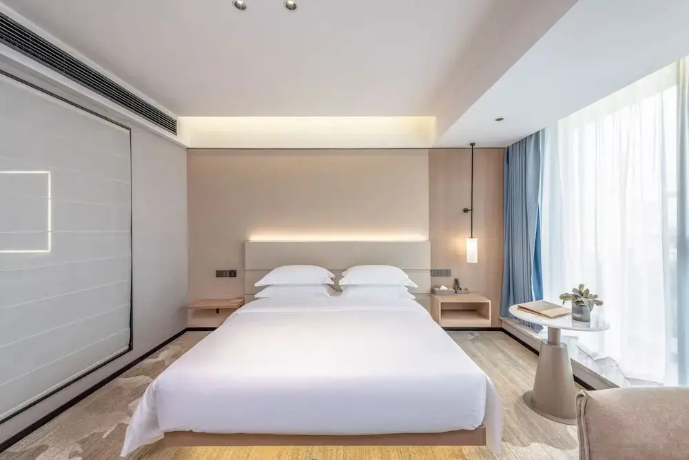 Stay at Guilin Scenic Spot