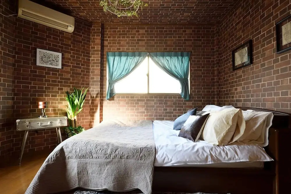 Private House St8