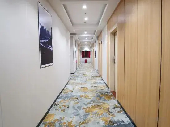 Super 8 Hotel Shenzhen Longgang Da Yun