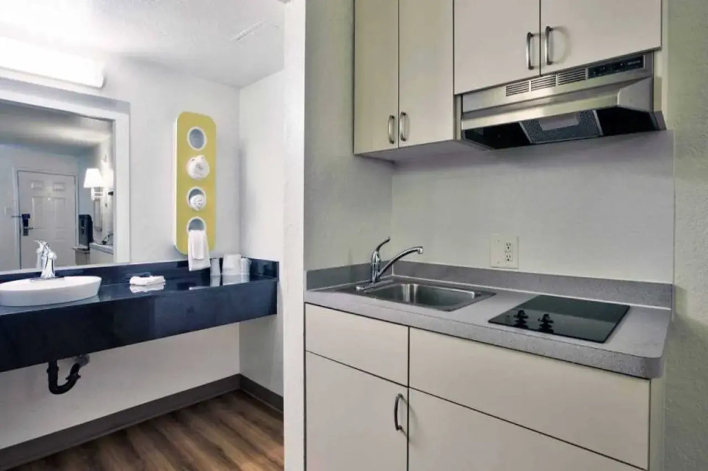 Motel 6-Tallahassee, FL - Downtown
