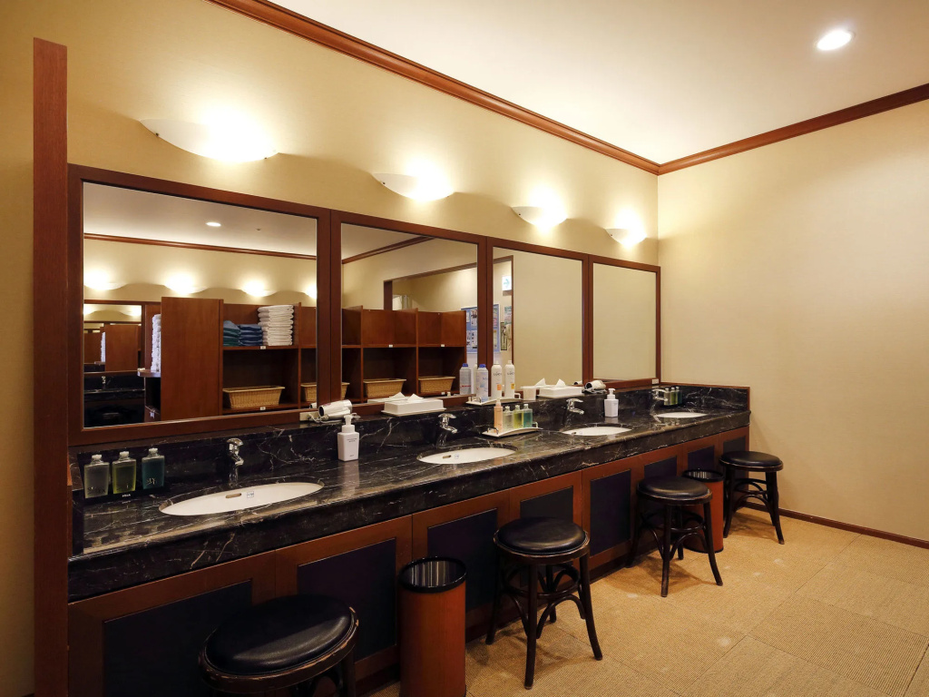 Отель Monterey La Soeur Osaka