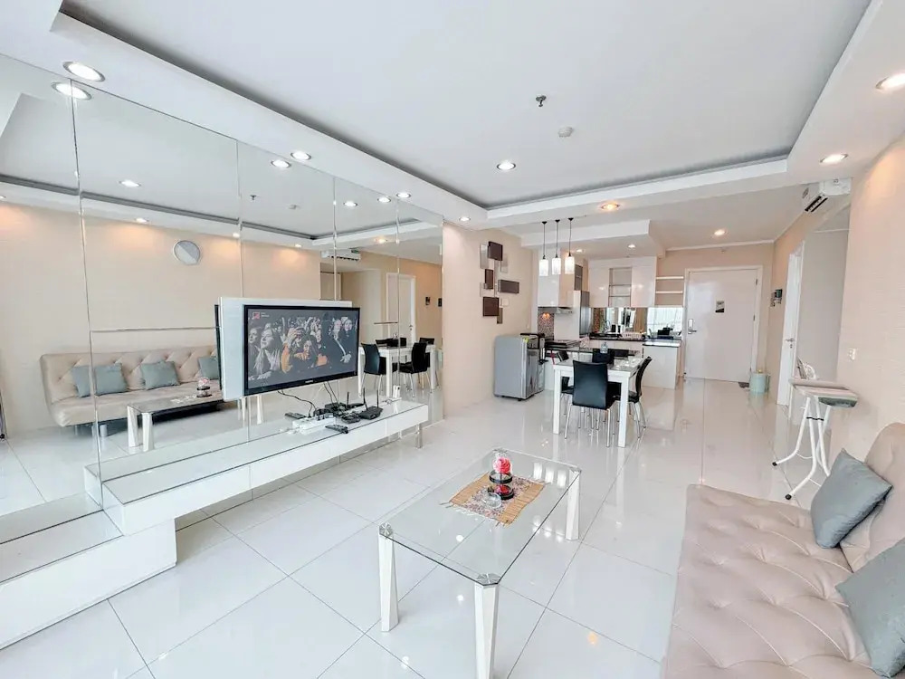 Restful And Simple 2Br At The Via And The Vue Apartment