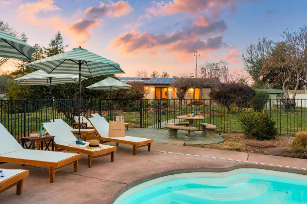 Mockingjay by AvantStay Peaceful Ranch Home w Spa Pool