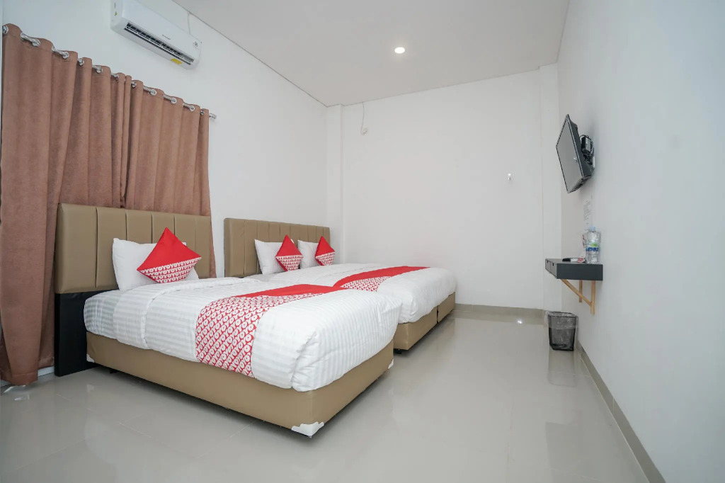 OYO 443 Hotel Barlian